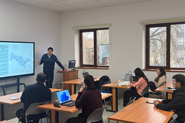 Graduate Café featuring Abdulatifxon Anvarxonov