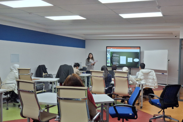 Museums, their development and contemporary analysis of visitor experience