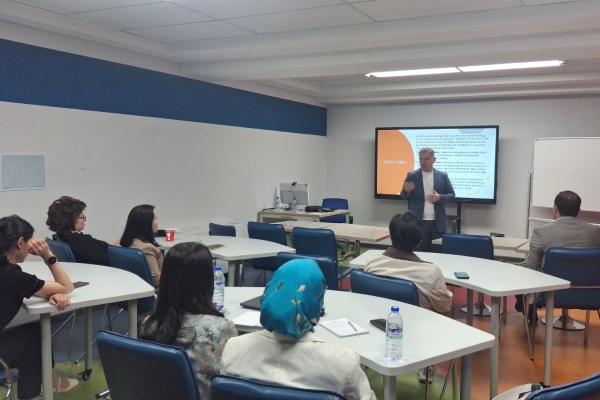 Graduate Café featuring Erkin Mukhammedov