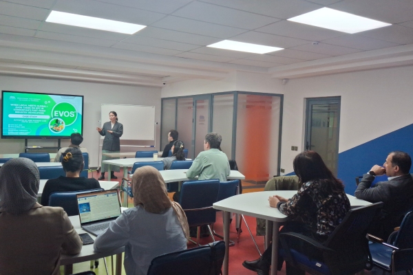 Graduate Café featuring Shakhnoza Pardaeva