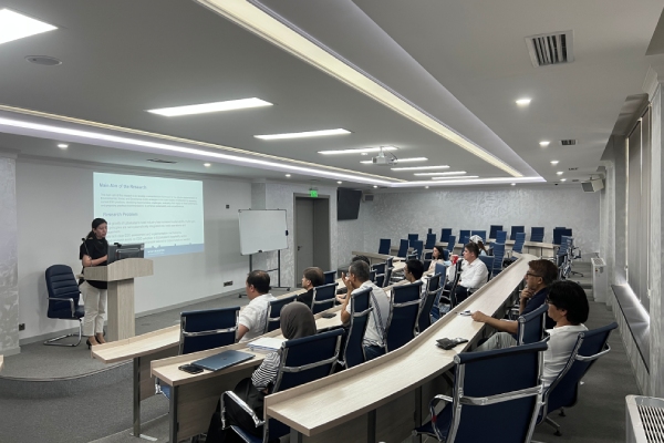 WBS Research Colloquium featuring Mekhrangiz Khusenova